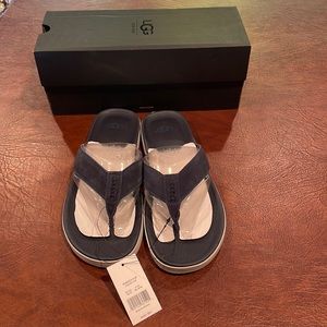 NWT Ugg Beach Flip, Blue, size 10